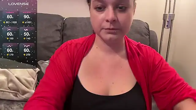 NaughtyWifeUK online show from 14, 11, 2025