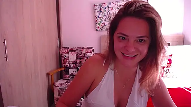 Snapshot of ParisW chatting on 20, 12, 2024 ParisW online show from 20, 12, 2024