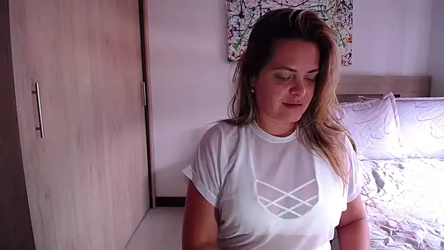 Snapshot of ParisW chatting on 28, 1, 2025 ParisW online show from 28, 1, 2025