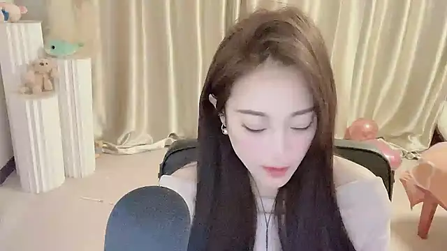 Daisy-77 online show from 22, 1, 2025