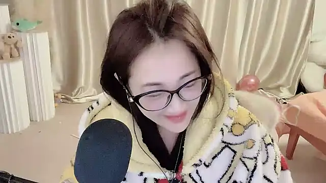 Daisy-77 online show from 24, 1, 2025