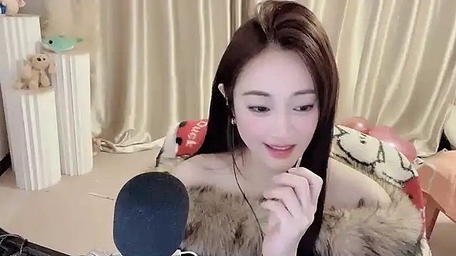 Daisy-77 online show from 26, 1, 2025