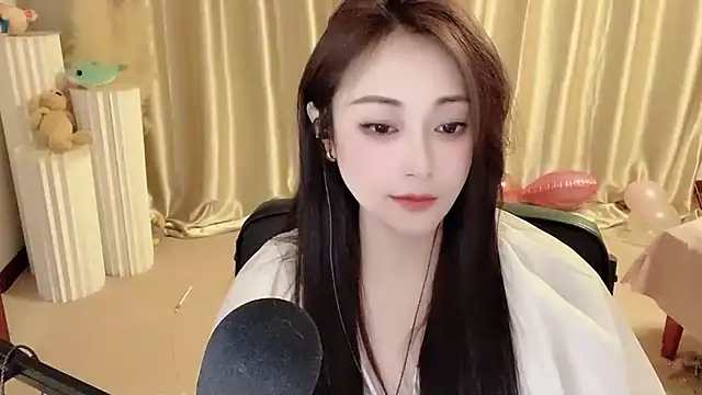 Daisy-77 online show from 5, 2, 2025