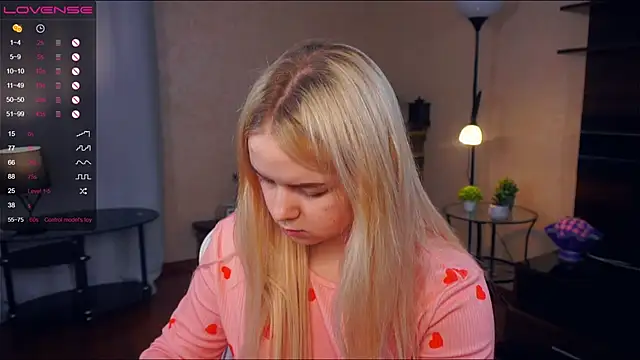 ZaraCreedon online show from 30, 1, 2025