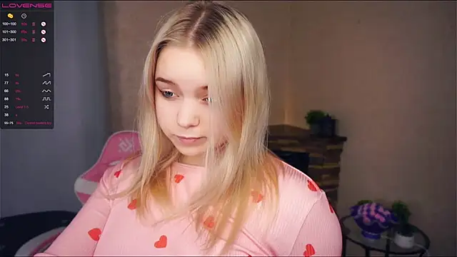 ZaraCreedon online show from 4, 3, 2025