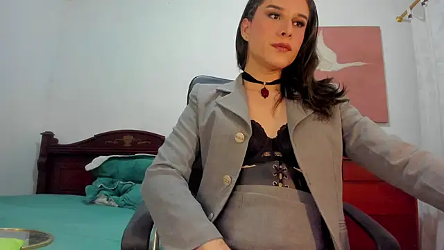 misstresbigcockts online show from 14, 4, 2026