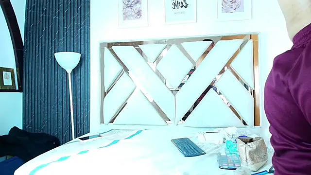 Snapshot of Alison_Chan_ chatting on 30, 7, 2026 Alison Chan online show from 30, 7, 2026