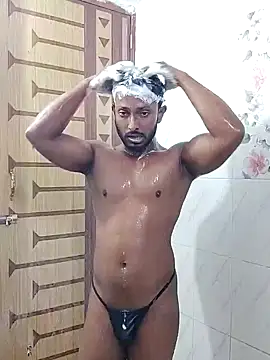 Snapshot of HunkyAriyan chatting on 4, 1, 2025 HunkyAriyan online show from 4, 1, 2025