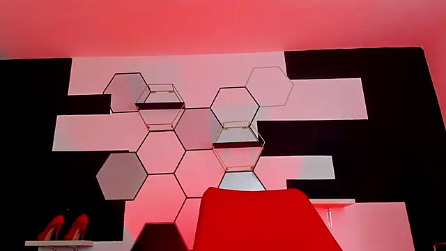 Snapshot of alondrabigtits chatting on 30, 12, 2024 alondrabigtits online show from 30, 12, 2024