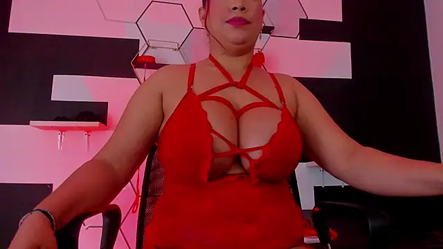 Snapshot of alondrabigtits chatting on 9, 2, 2025 alondrabigtits online show from 9, 2, 2025