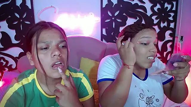 Snapshot of horny_babyss chatting on 11, 10, 2025 horny babyss online show from 11, 10, 2025