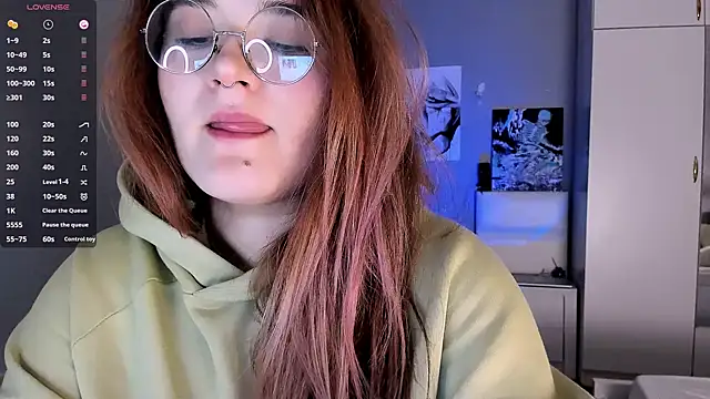 July Slowdive online show from 3, 12, 2024