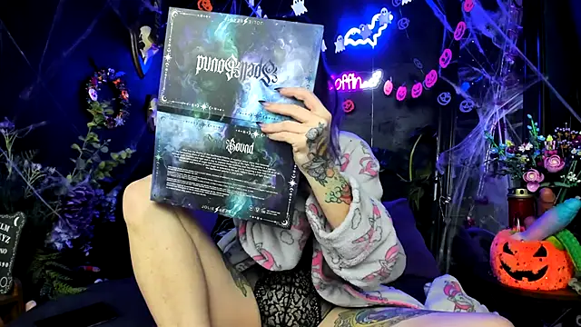 Purple Coffin666 online show from 22, 11, 2025