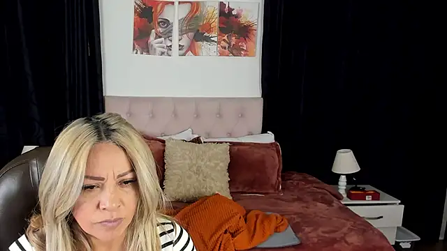 Snapshot of Sam_and_molly_ chatting on 21, 1, 2025 Sam and molly  online show from 21, 1, 2025