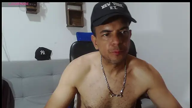 latinmartin73 online show from 12, 4, 2026