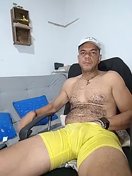 Snapshot of latinmartin73 chatting on 27, 5, 2026 latinmartin73 online show from 27, 5, 2026