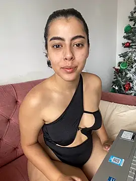 DakotaShelby online show from 18, 12, 2024