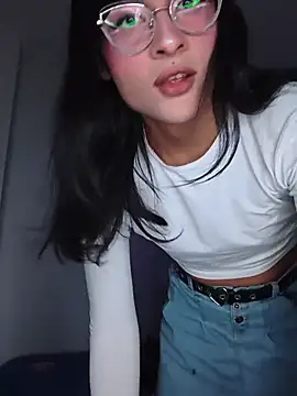 Snapshot of Kiitygirl chatting on 2, 7, 2026 Kiitygirl online show from 2, 7, 2026