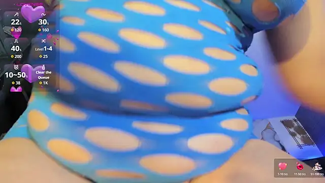 zandra milf  online show from 17, 2, 2026