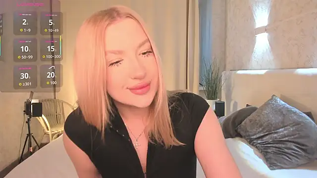 Emma  Leee online show from 30, 3, 2026