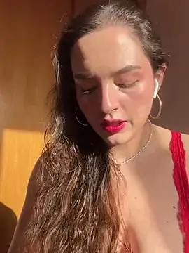 Snapshot of tatianaAlvarez1 chatting on 18, 12, 2024 tatianaAlvarez1 online show from 18, 12, 2024