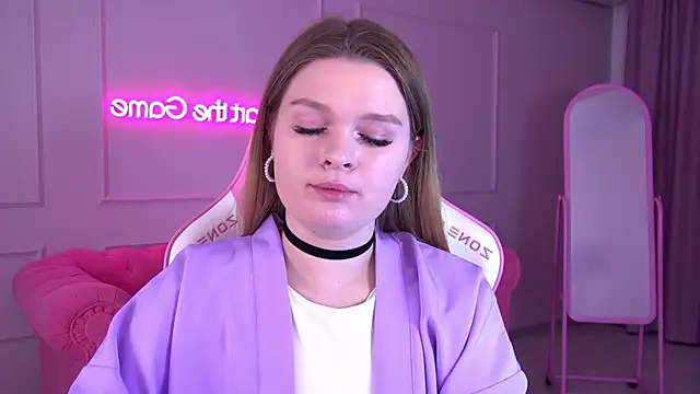 Snapshot of CrystalLyons chatting on 30, 1, 2025 CrystalLyons online show from 30, 1, 2025