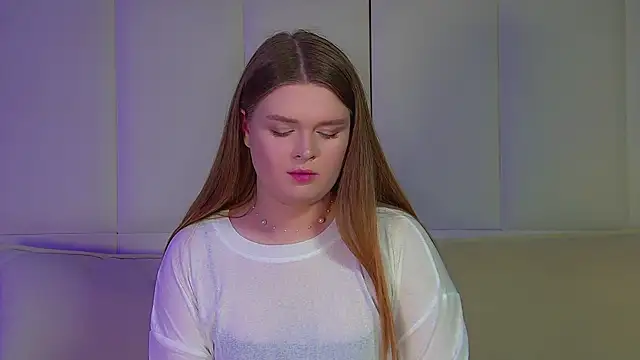 Snapshot of CrystalLyons chatting on 15, 9, 2025 CrystalLyons online show from 15, 9, 2025