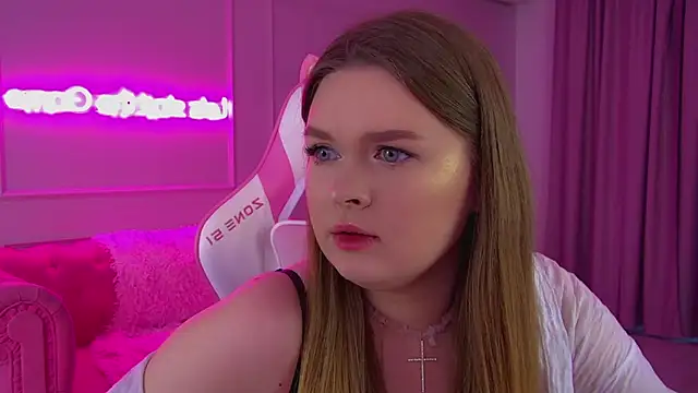 Snapshot of CrystalLyons chatting on 16, 1, 2026 CrystalLyons online show from 16, 1, 2026