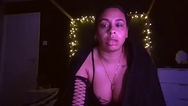 Snapshot of bigbootyjayda chatting on 23, 3, 2025 bigbootyjayda online show from 23, 3, 2025
