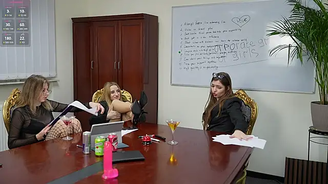 Snapshot of Michelle_054 chatting on 30, 1, 2025 Michelle 054 online show from 30, 1, 2025