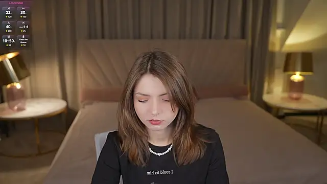 Snapshot of Michelle_054 chatting on 27, 11, 2025 Michelle 054 online show from 27, 11, 2025