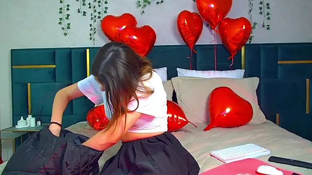 PollyLanders online show from 10, 2, 2025