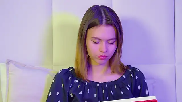 PollyLanders online show from 17, 3, 2025