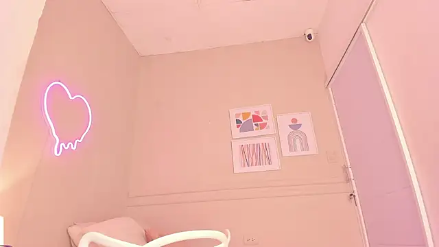 dani skinny  online show from 15, 11, 2025