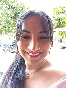 ELISA 90 online show from 1, 2, 2025