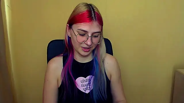 Luna Lush  online show from 14, 3, 2025