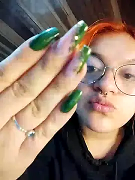 Snapshot of SophiaWeestt99 chatting on 25, 1, 2025 SophiaWeestt99 online show from 25, 1, 2025