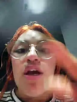 Snapshot of SophiaWeestt99 chatting on 6, 2, 2025 SophiaWeestt99 online show from 6, 2, 2025