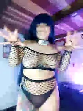 Snapshot of SophiaWeestt99 chatting on 9, 2, 2025 SophiaWeestt99 online show from 9, 2, 2025