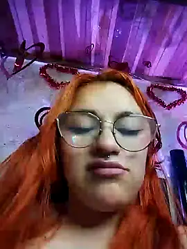Snapshot of SophiaWeestt99 chatting on 9, 2, 2025 SophiaWeestt99 online show from 9, 2, 2025