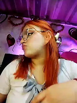 Snapshot of SophiaWeestt99 chatting on 10, 2, 2025 SophiaWeestt99 online show from 10, 2, 2025