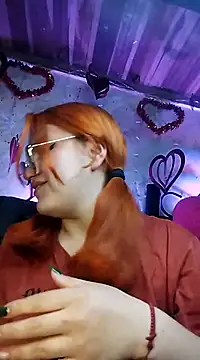 Snapshot of SophiaWeestt99 chatting on 11, 2, 2025 SophiaWeestt99 online show from 11, 2, 2025