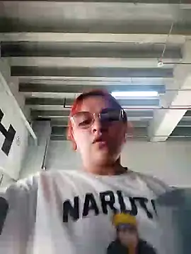 Snapshot of SophiaWeestt99 chatting on 19, 2, 2025 SophiaWeestt99 online show from 19, 2, 2025