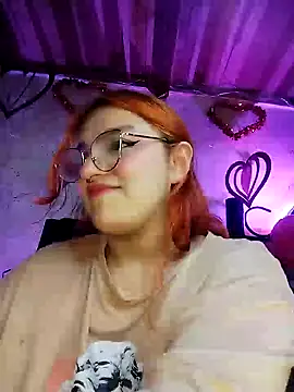 Snapshot of SophiaWeestt99 chatting on 24, 2, 2025 SophiaWeestt99 online show from 24, 2, 2025