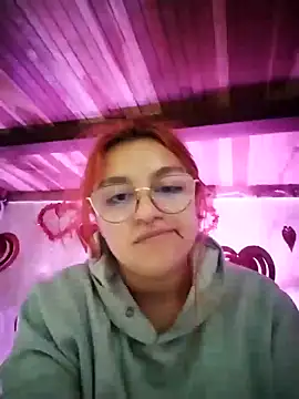 Snapshot of SophiaWeestt99 chatting on 25, 2, 2025 SophiaWeestt99 online show from 25, 2, 2025