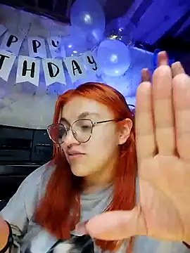 Snapshot of SophiaWeestt99 chatting on 11, 3, 2025 SophiaWeestt99 online show from 11, 3, 2025