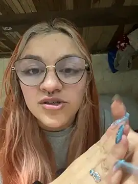 Snapshot of SophiaWeestt99 chatting on 2, 10, 2025 SophiaWeestt99 online show from 2, 10, 2025