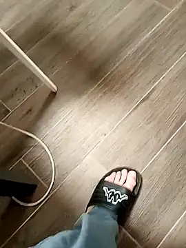 Snapshot of Porzz-6 chatting on 14, 10, 2025 Porzz-6 online show from 14, 10, 2025