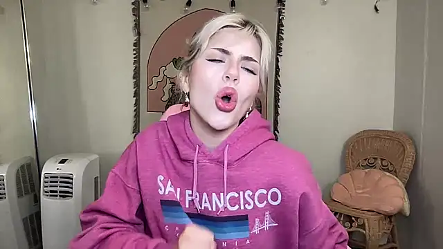 SirenitySirenxx online show from 6, 3, 2025