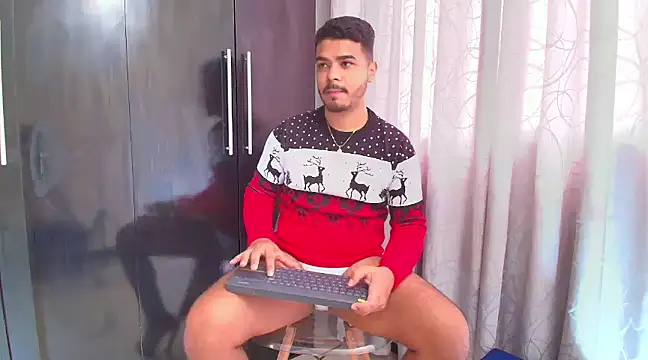 Snapshot of thiagowes chatting on 3, 12, 2024 thiagowes online show from 3, 12, 2024